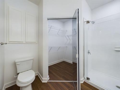 Two Bedroom Apartment in Ocala, Florida - #107 Cassiopeia - Bathroom-with-Walk-in-Closet