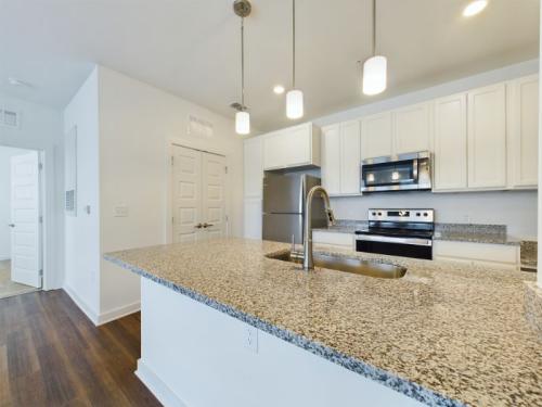 Two Bedroom Apartment in Ocala, Florida - #107 Cassiopeia - Kitchen