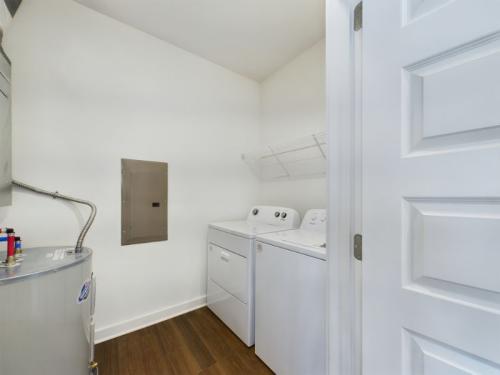 Two Bedroom Apartment in Ocala, Florida - #107 Cassiopeia - Laundry-Room