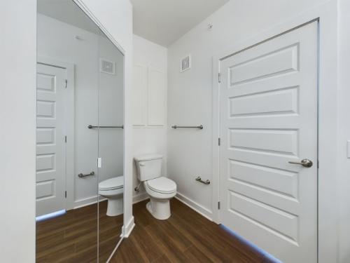 Two Bedroom Apartment in Ocala, Florida - #109 Chamaeleon - Bathroom-Commode
