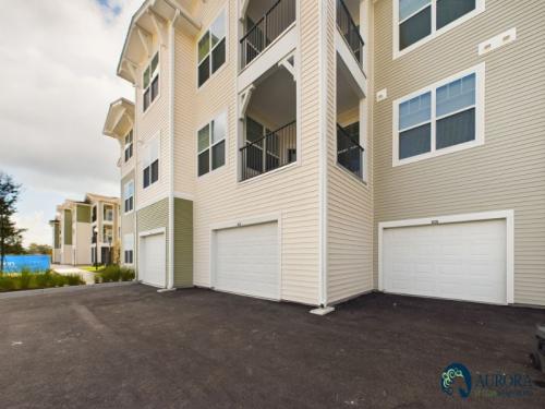 Apartments for rent in Ocala, FL - Building Exterior with Attached Garage